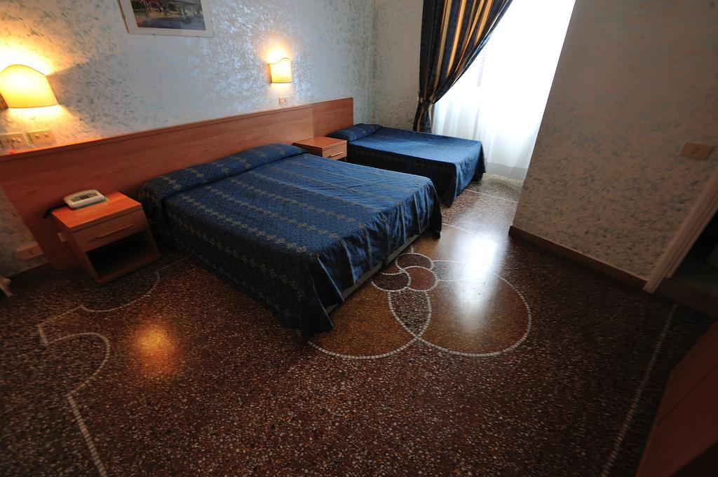 Hotel Miramare Ladispoli Exterior foto